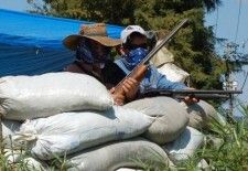 México: Un pueblo se armó para defenderse de los narcos