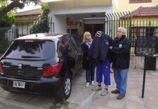 Buenos Aires: La quemó pero lo vendió un zapato marrón