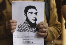 Migone: los médicos confirmaron que fue estrangulado en la comisaría