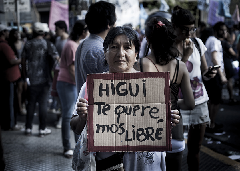 Susana, la mamá de Higui en el 8M- Foto: Sebastián Hacher