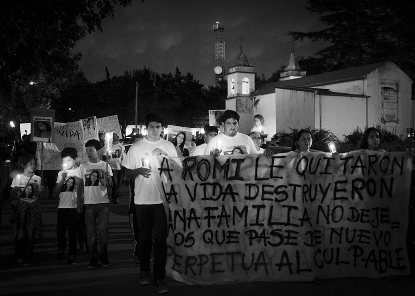 Santa Rosa: Marchan por Romina Cisterna